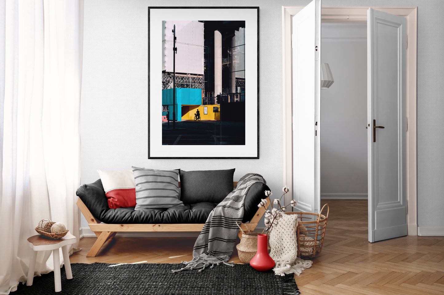 This cycling silhouette photo print captures the high contrast and dynamic movement of a cyclist in Liverpool Street, London. Perfect for any cycling enthusiast or as a unique piece of art for your home. Expertly printed for stunning clarity. Hahnemhühle German Etching Liverpool Street, London.September 2019